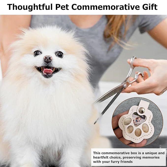 Pet Hair Collector™ - Pet Paw Shaped Leather Keychain