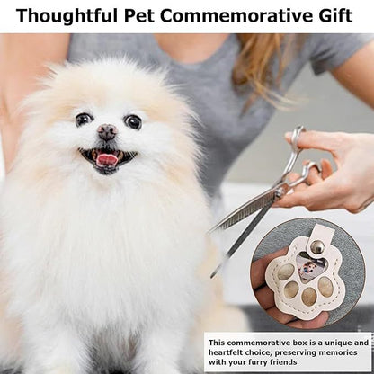 Pet Hair Collector™ - Pet Paw Shaped Leather Keychain